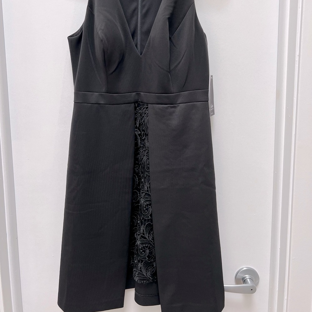 Black WHBM Aidan Maddox Dress - Elegance personified - sz 4